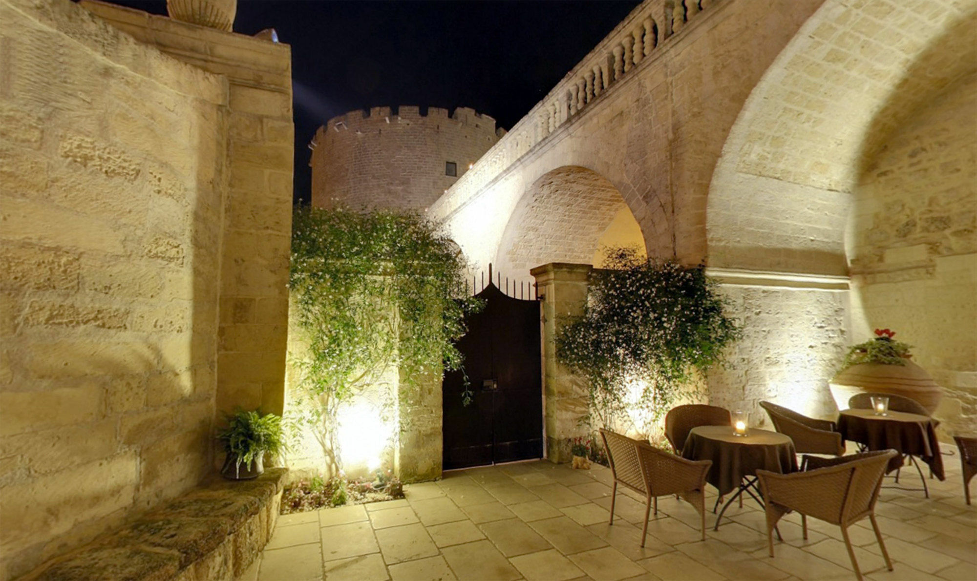 Hotel Torre Del Parco Lecce Exterior foto